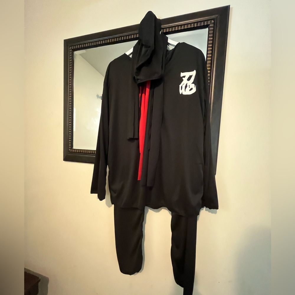 Men’s Size L Ninja Costume - 5 pieces
